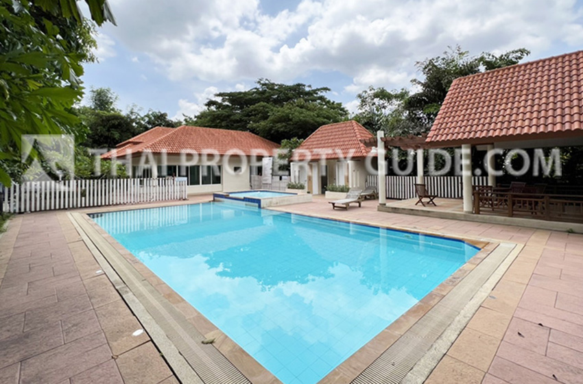 House with Shared Pool in Nichada Thani 